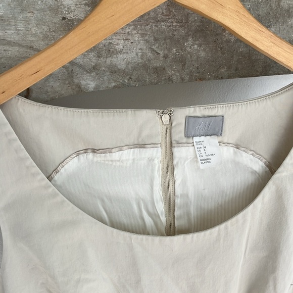 Tailored sheath dress - Picture 2 of 4